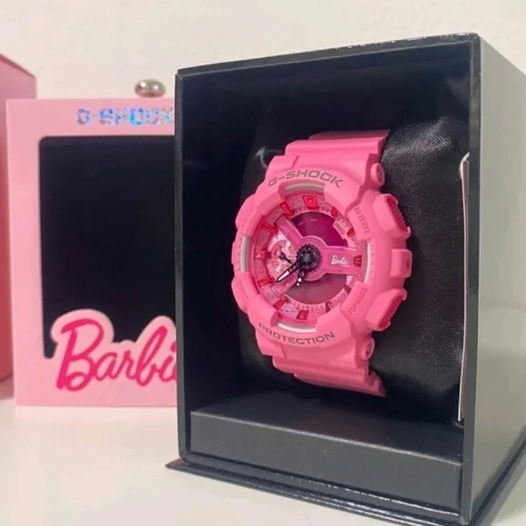 CASIO G-SHOCK GMAS-110 BARBIE - Picture 2 of 5